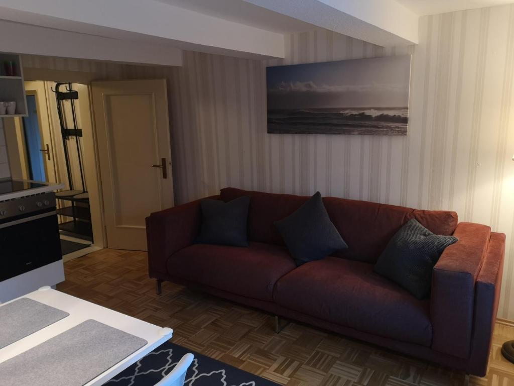 NiJole Apartment room 1